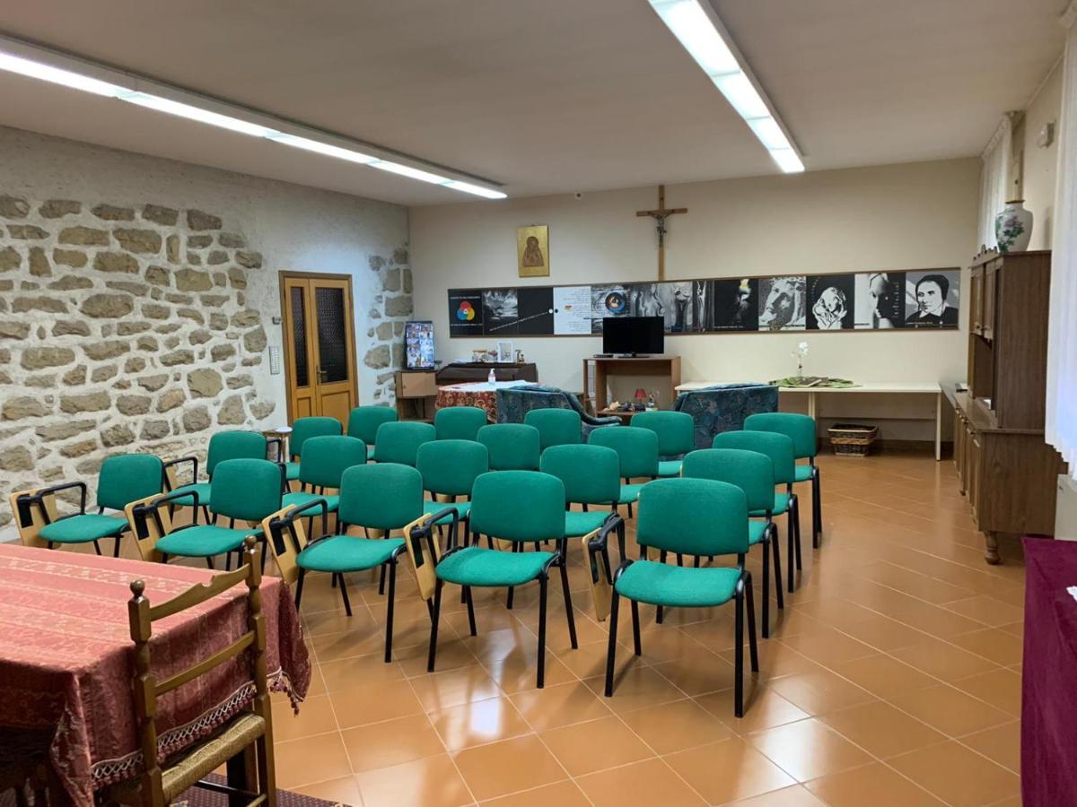 مبيت وإفطار فالدْراغوني Stabat Mater Casa Di Preghiera المظهر الخارجي الصورة